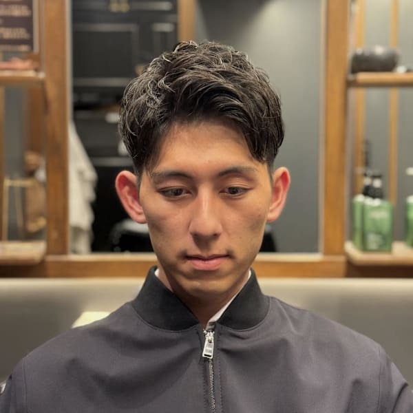 アップバングショート