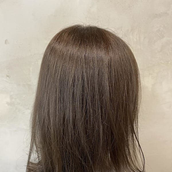 グリーンベージュ