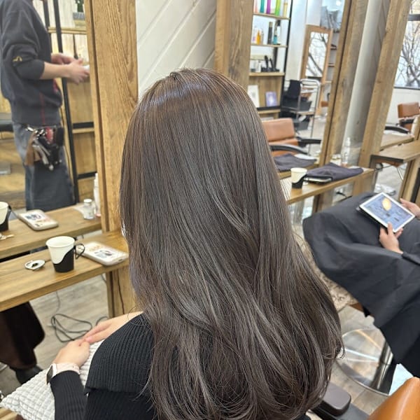 ヘーゼルベージュ/オリーブベージュ/韓国/髪質改善|newi 広島