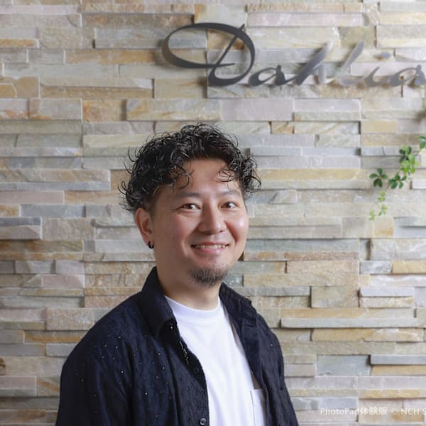 Dahlia 【ダリア】【ダリア】のスタッフ紹介。鈴木 聡
