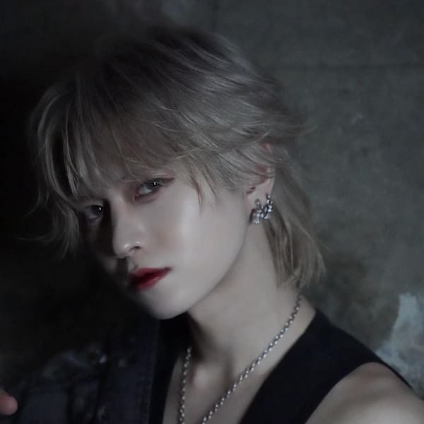 ホワイトセンターパート