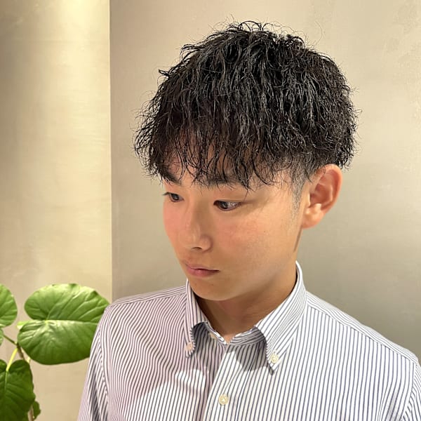 ビジネス ツイストパーマスタイル