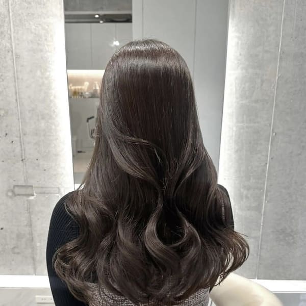 髪質改善*グレージュロングくびれヘア*美髪【Zina】