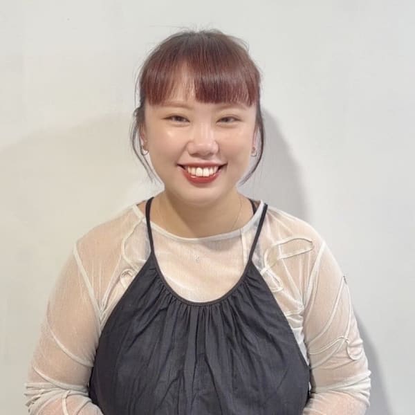 abinto 武蔵小杉 by rcid【アビントムサシコスギ バイレシッド】のスタッフ紹介。佐川　友里