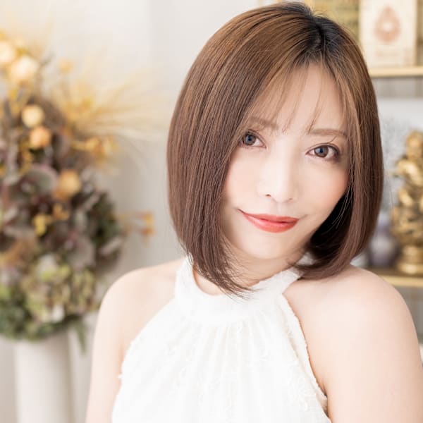 韓国風インナーカラー小顔切りっぱなしボブ　ミニマルボブ|COVER HAIR bliss【カバーヘア ブリス】戸田公園/戸田公園西口店