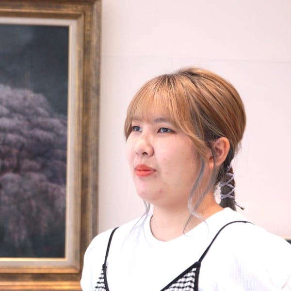 hair make Blanc de Blancs【ヘアメイクブランドブラン】【ヘアメイクブランドブラン】のスタッフ紹介。関森 怜