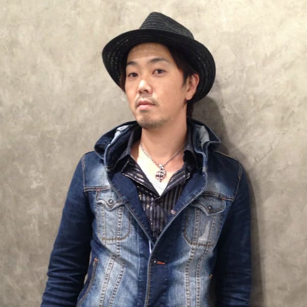 hair make Blanc de Blancs【ヘアメイクブランドブラン】【ヘアメイクブランドブラン】のスタッフ紹介。前山 邦生