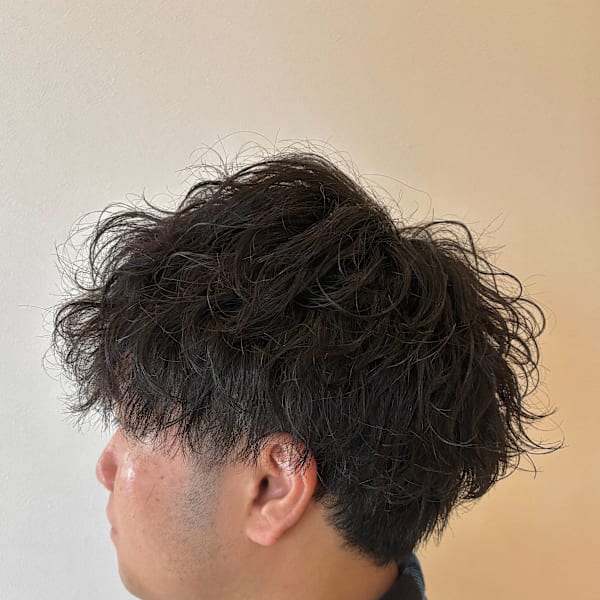 メンズマッシュ×波巻きパーマ|NICOLA