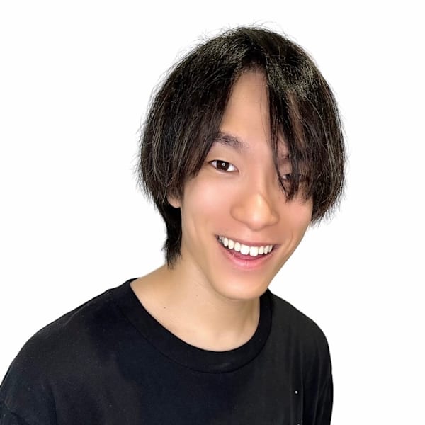 Rosa..5Hair【ロサ ファイブヘアー】のスタッフ紹介。しん