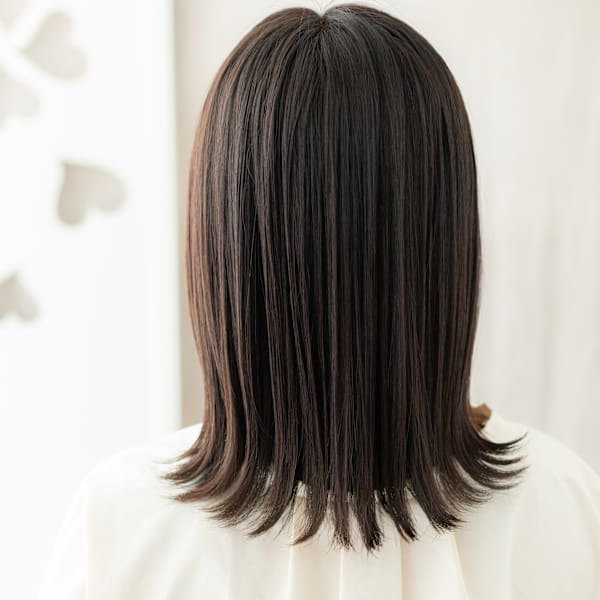 チャコールグレーくびれミディアム小顔クラゲヘアー30代40代|COVER HAIR bliss【カバーヘア ブリス】戸田公園/戸田公園西口店