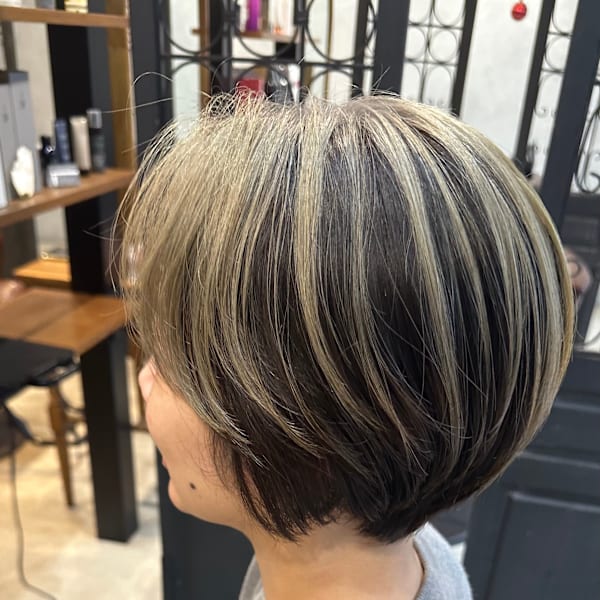 アッシュベージュアンブレラカラー|Levi 神楽坂