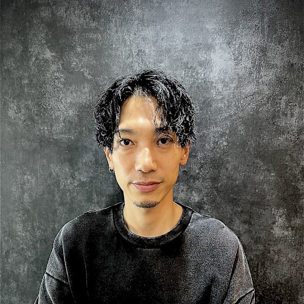 MEN'S HAIR BLEACHi 長野駅前店【メンズ ヘア ブリーチ】【メンズ ヘア ブリーチ ナガノエキマエテン】のスタッフ紹介。月岡 翔