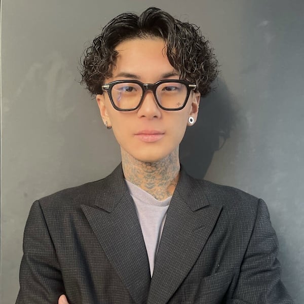 MEN'S HAIR BLEACHi 岡崎店【メンズ ヘア ブリーチ】【メンズ ヘア ブリーチ オカザキテン】のスタッフ紹介。高田 皓央太