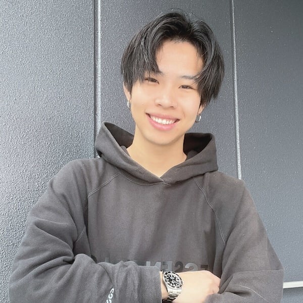 MEN'S HAIR BLEACHi 岡崎店【メンズ ヘア ブリーチ】【メンズ ヘア ブリーチ オカザキテン】のスタッフ紹介。安曇 良香