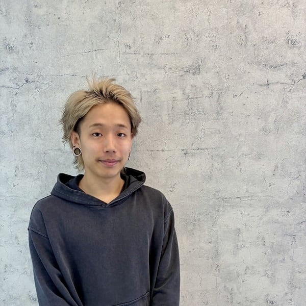 SOYON 本陣店【ソヨン】【ソヨン ホンジンテン】のスタッフ紹介。古田隼人/ 透明感hair