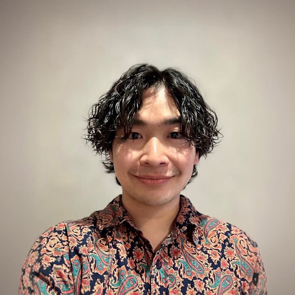 MEN'S HAIR BLEACHi 塩釜口店【メンズ ヘア ブリーチ】【メンズ ヘア ブリーチ シオガマグチテン】のスタッフ紹介。小杉 輝