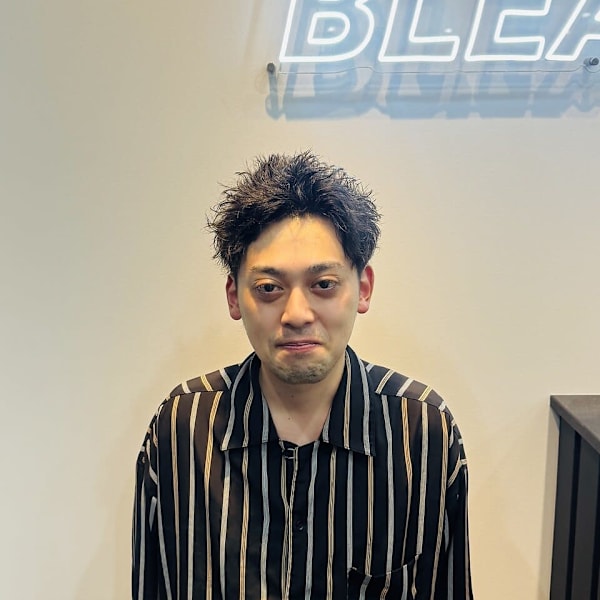 MEN'S HAIR BLEACHi 岐阜店【メンズ ヘア ブリーチ】【メンズ ヘア ブリーチ ギフテン】のスタッフ紹介。伊藤 大智