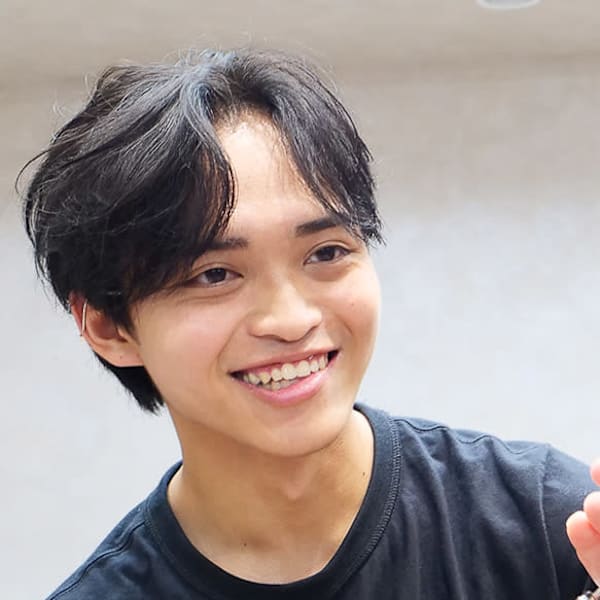 men's salon L-MARK 心斎橋【メンズサロンエルマーク シンサイバシ】【メンズサロンエルマーク シンサイバシ】のスタッフ紹介。岩原 輝