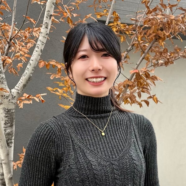 GruS 【グルス】【グルス】のスタッフ紹介。山本 麻由