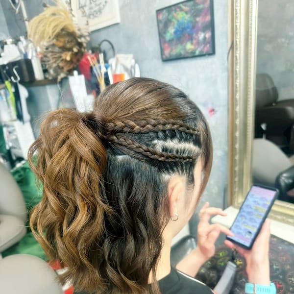 【ヘアセット】サイドブレイド×ルーズカールポニー