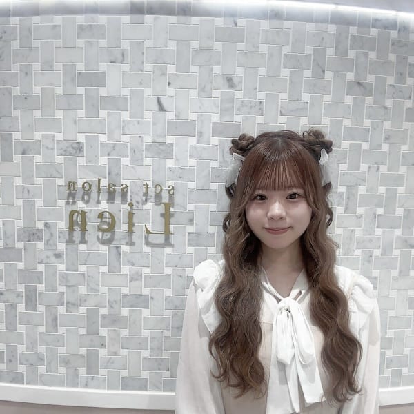 set salon lien 八幡筋店【セットサロンリアン ハチマンスジテン】のスタッフ紹介。ayu