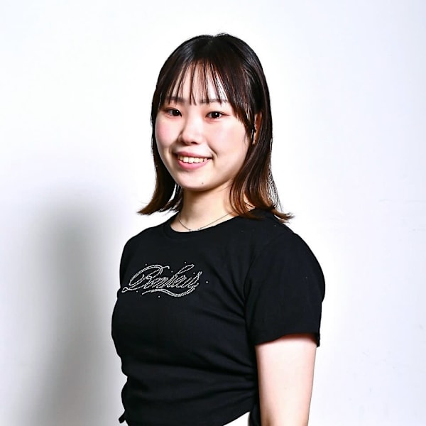 EAST by ergo川崎東口 髪質改善/ショート/ブリーチカラー【イーストバイエルゴカワサキヒガシグチ カミシツカイゼン ショート ブリーチカラー】のスタッフ紹介。本間 希梨