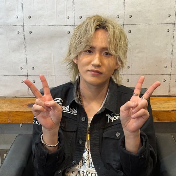 美容室 沙助【ビヨウシツ サスケ】のスタッフ紹介。麻生 翔太