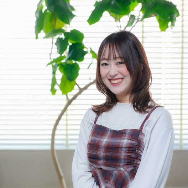 arts lita 町田 【アーツ リタ マチダ】【アーツ リタ マチダ】のスタッフ紹介。和田 唯