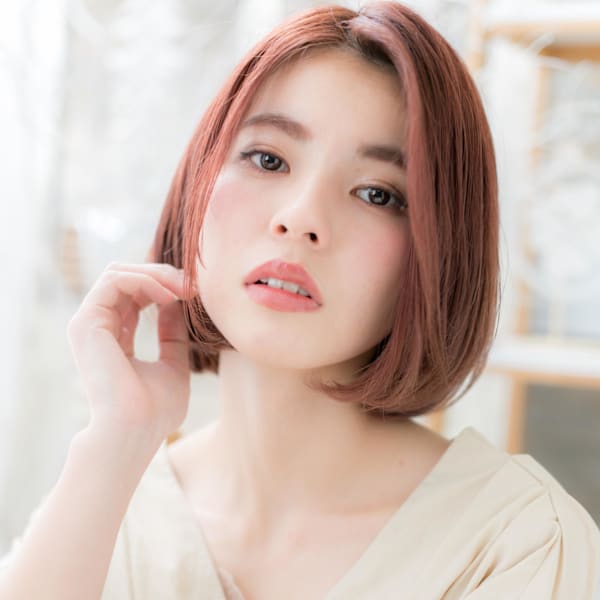 外国人風ショコラピンク前下がりワンレンボブ ワインレッド|mod's hair【モッズヘア】越谷/越谷西口店