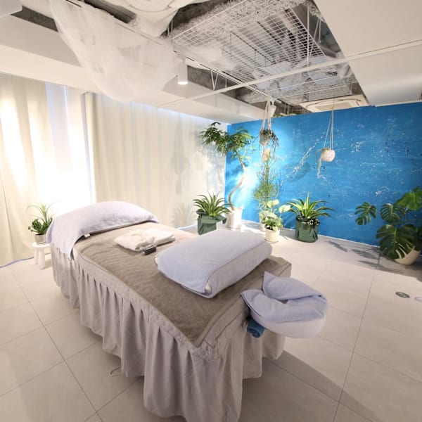 Relaxation Salon KAI【リラクゼーションサロンカイ】のスタッフ紹介。ウラナカチナツ