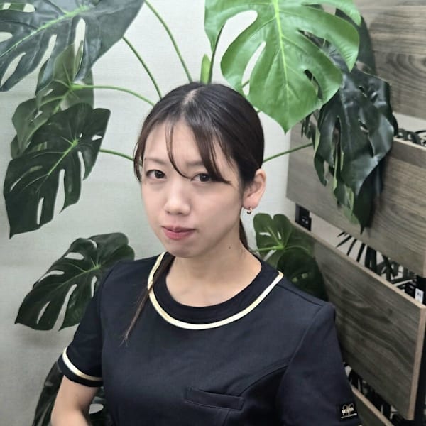 メンズ脱毛スキンケア GOLD PLUS 可児店【メンズダツモウスキンケア ゴールドプラス カニテン】のスタッフ紹介。ササキアリサ