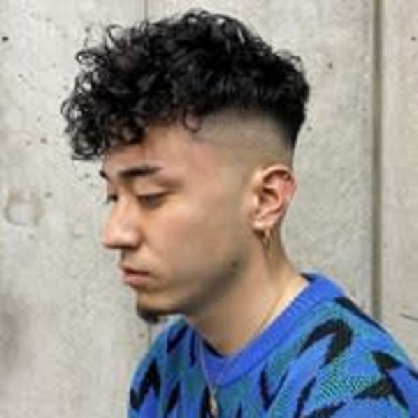 スペインカール　メンズパーマ　ツイストパーマ　フェード　|GANANCIA 横浜店