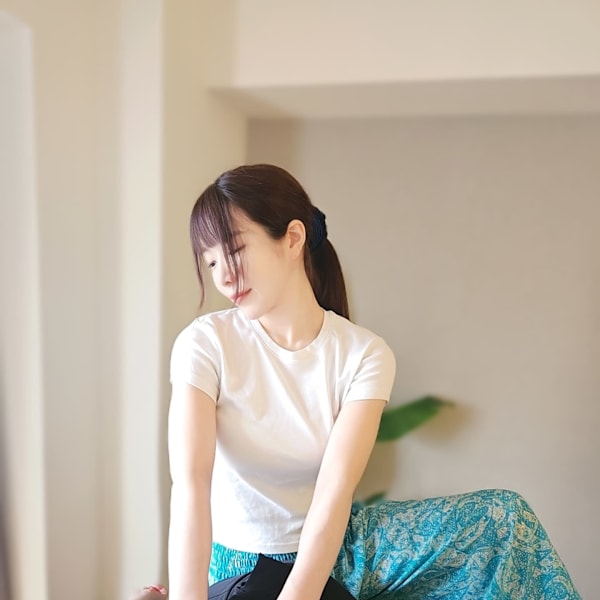 アロマリンパマッサージ&ヘッドスパ  渋谷駅前宮益坂SPA.【アロマリンパマッサージアンドヘッドスパ シブヤエキマエミヤマスザカスパ】のスタッフ紹介。ユウ