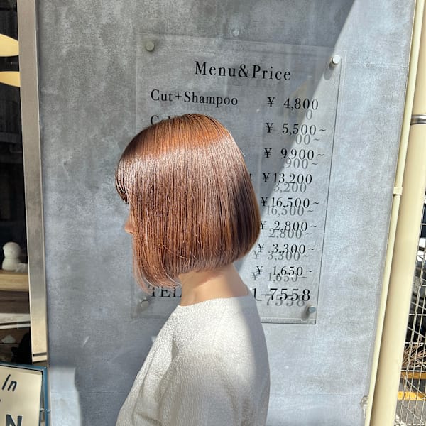 艶やかカッパーオレンジのミニボブ|BUZZIot/h