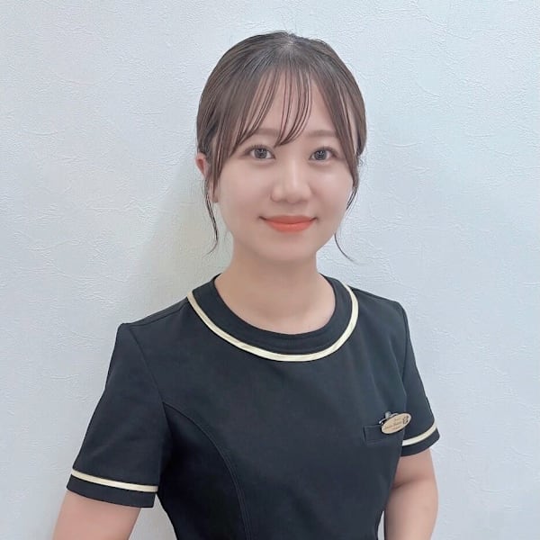 美肌脱毛&トータルビューティー パールプラス 甲府店【小顔/痩身/フェイシャル】【ビハダダツモウ トータルビューティーパールプラスコウフテン コガオ ソウシン フェイシャル】のスタッフ紹介。カシワギ カンナ