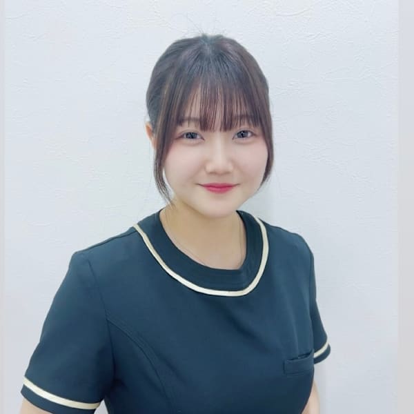 メンズ脱毛スキンケア GOLD PLUS 甲府店【メンズダツモウスキンケア ゴールドプラス コウフテン】のスタッフ紹介。スガヤ リオ