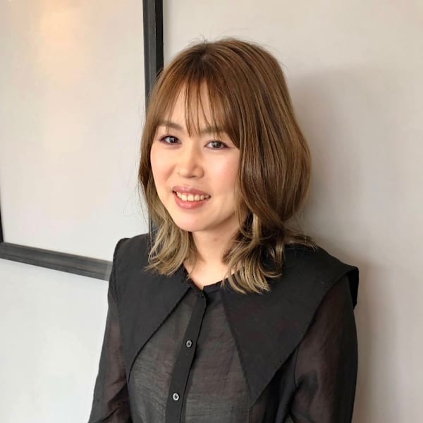 半個室型美容室 Sourire 小倉店【ハンコシツガタビヨウシツ スーリール コクラテン】のスタッフ紹介。梅野 あつこ