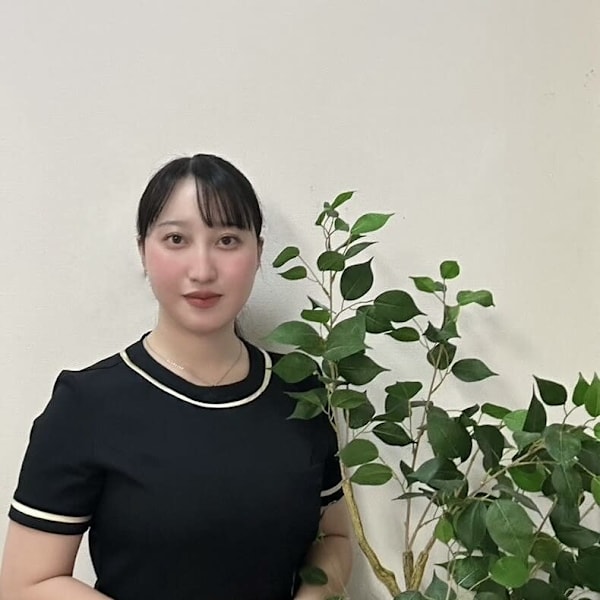 美肌脱毛専門店 Pearl plus 大田原店【ビハダダツモウセンモンテン パールプラス　オオタワラテン】のスタッフ紹介。ホリキリ　アユミ