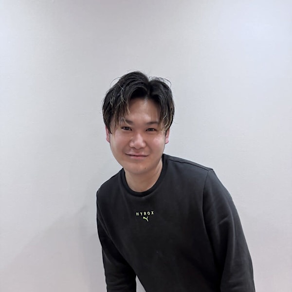 amie 梅田【アミ】【アミ ウメダ】のスタッフ紹介。竹内 温英