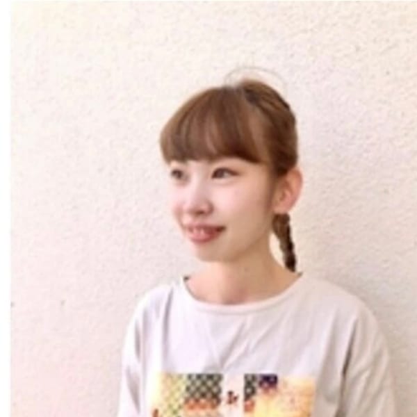 h Hair Design 2nd.【エイチ ヘア デザイン セカンド】のスタッフ紹介。工藤　まりん