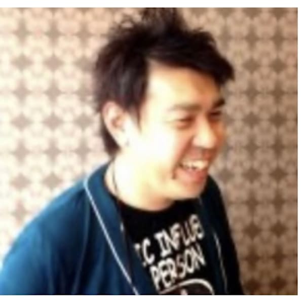 h Hair Design 2nd.【エイチ ヘア デザイン セカンド】のスタッフ紹介。久保田 寿幸