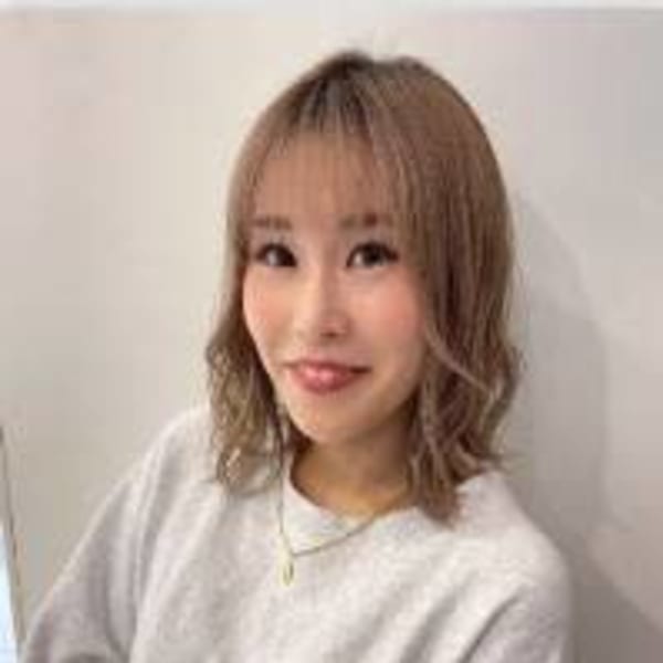 Premiumsalon Re【プレミアムサロンアールイー】のスタッフ紹介。園原千尋