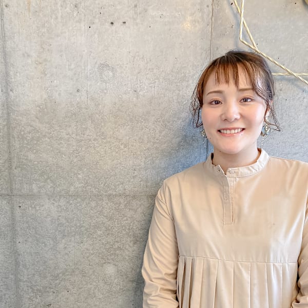 髪質改善ヘアエステサロン TREAT【カミシツカイゼンヘアエステサロン トリート】のスタッフ紹介。山神 奈美