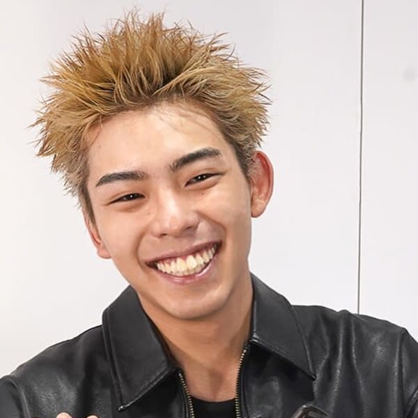 men's salon L-MARK 寝屋川【メンズサロンエルマーク ネヤガワ】【メンズサロンエルマーク ネヤガワ】のスタッフ紹介。足立 陸