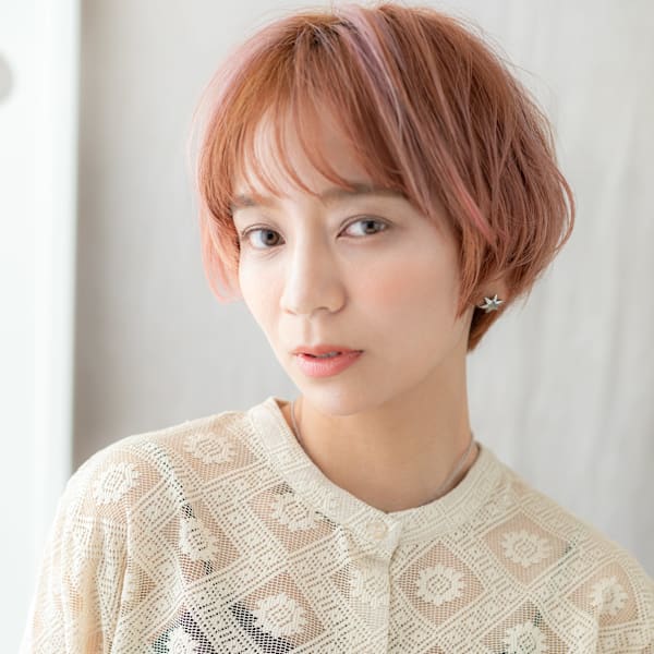 透明感ペールオレンジひし形小顔マッシュショート20代30代