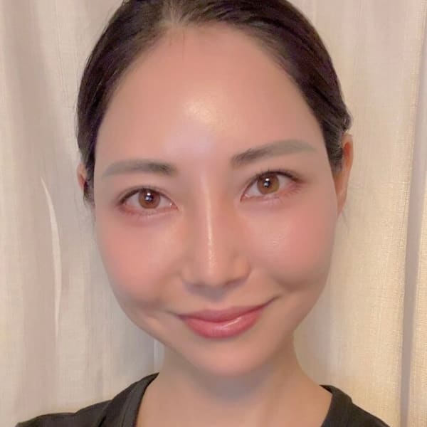 Anuhea【アヌヘア】のスタッフ紹介。ユリ