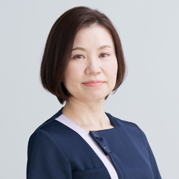 バストアップサロン M-base【バストアップサロン　エムベース】のスタッフ紹介。マツムラ