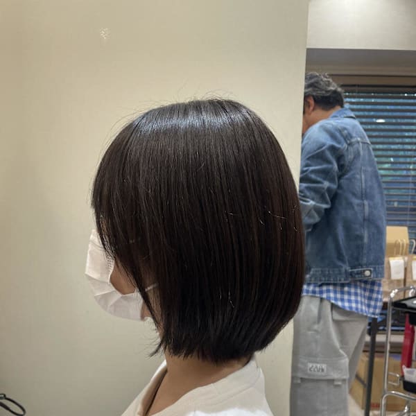 ひし形シルエットでつくる内巻きボブ|Simple