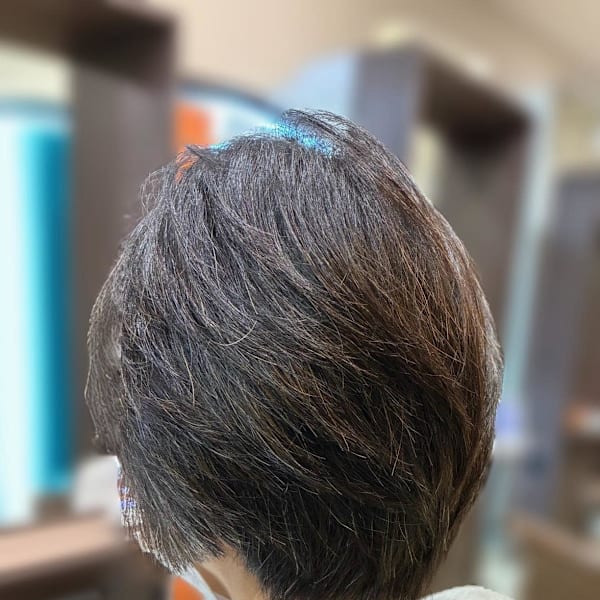 襟足すっきりショート|Party ticket.