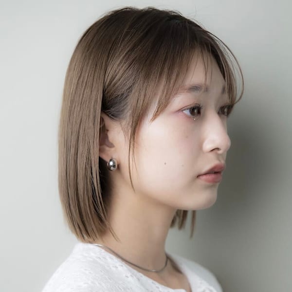 やわらかストレートボブ